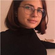 Insegnante di inglese, laureata in Lingue Moderne, con esperienza all’estero